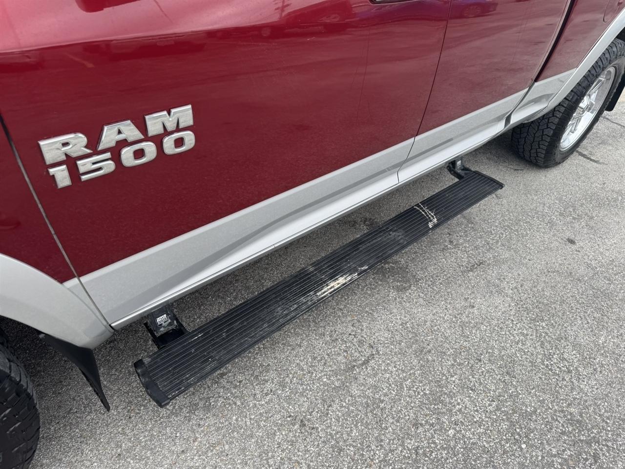 RAM 1500 Laramie Quad Cab 4WD 2014
