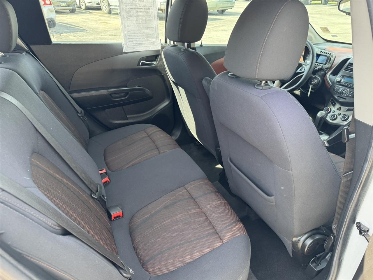 Chevrolet Sonic LT Auto 5-Door 2013