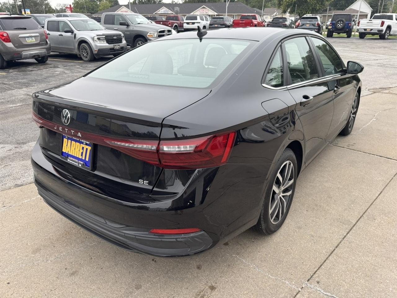 Volkswagen Jetta SE 2025