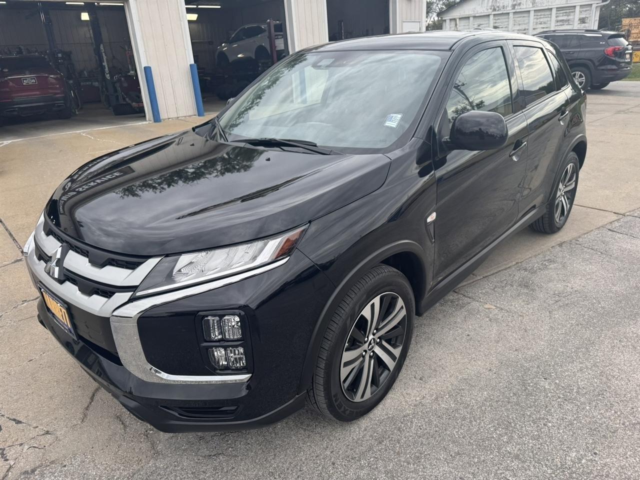 Mitsubishi Outlander Sport 2.0 ES 4WD 2026
