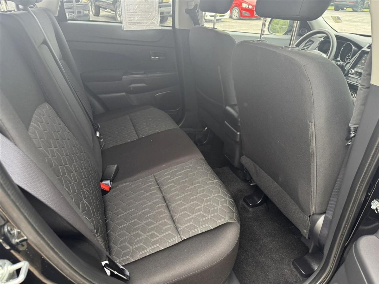 Mitsubishi Outlander Sport 2.0 ES 4WD 2026