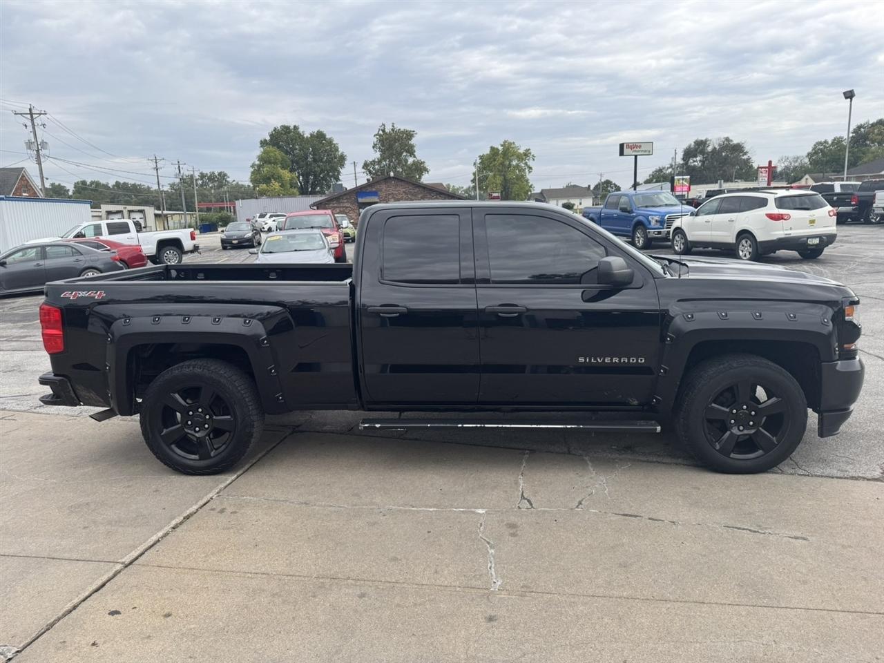 Chevrolet Silverado 1500 Work Truck Double Cab 4WD 2017