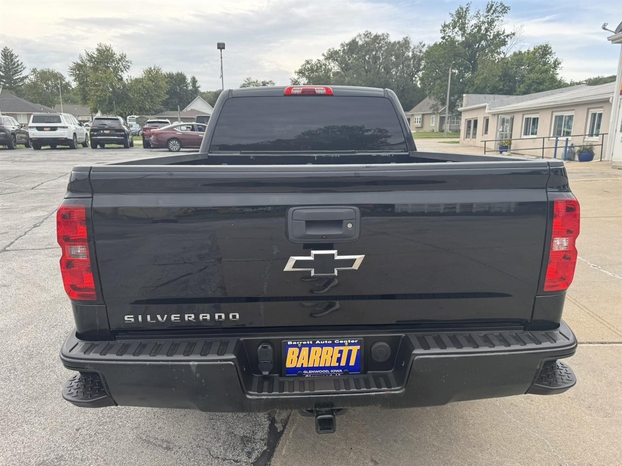 Chevrolet Silverado 1500 Work Truck Double Cab 4WD 2017