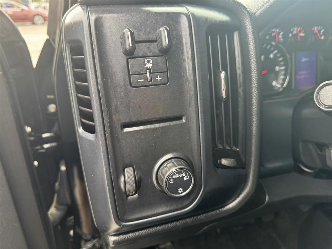 Chevrolet Silverado 1500 Work Truck Double Cab 4WD 2017