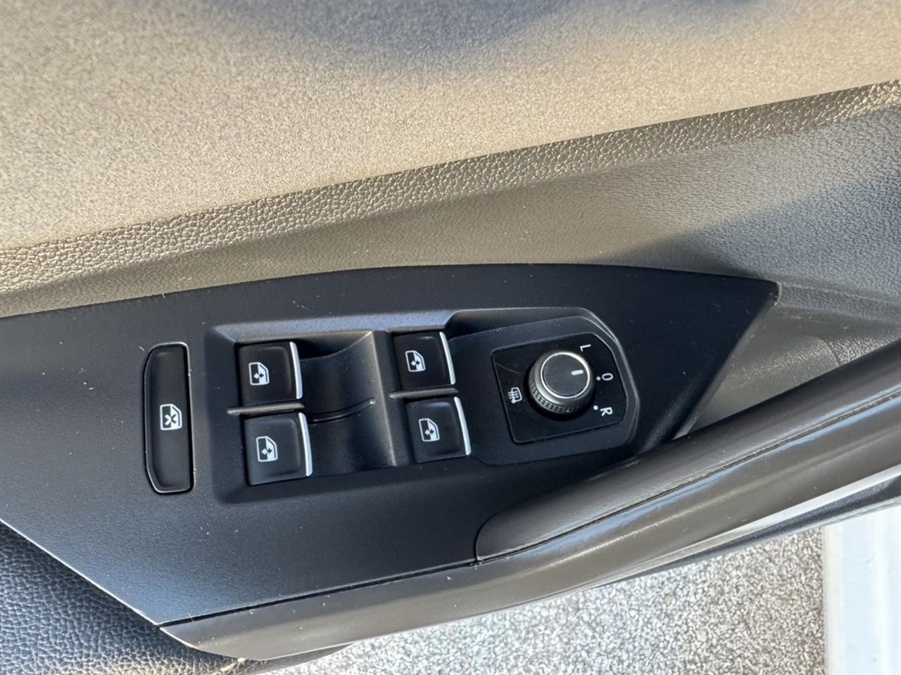 Volkswagen Jetta SE 2025