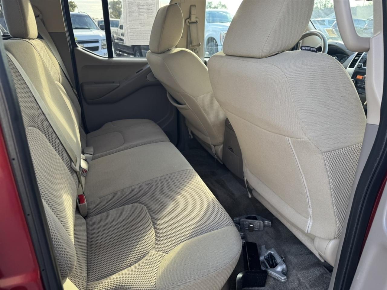 Nissan Frontier SL Crew Cab 5AT 4WD 2018