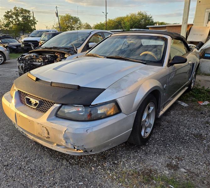 2004 Ford Mustang Deluxe Convertible