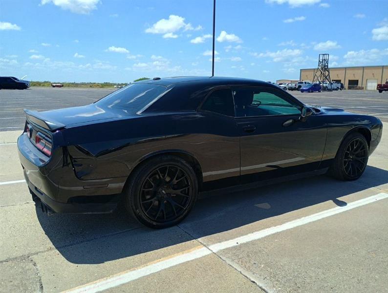 2020 Dodge Challenger SXT - Photo 6