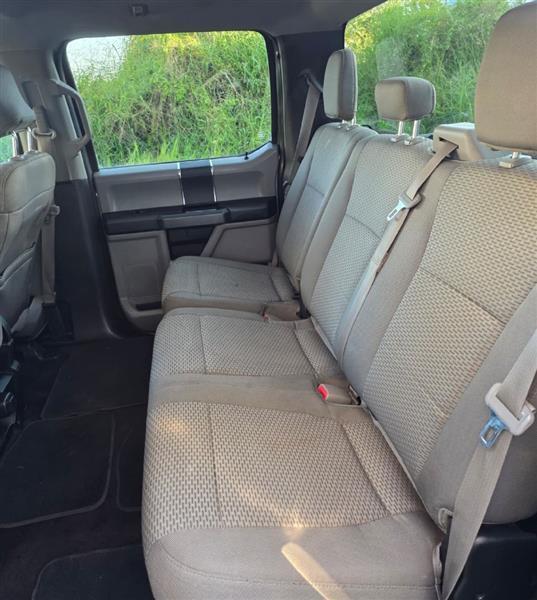 Ford F-150 photo 6