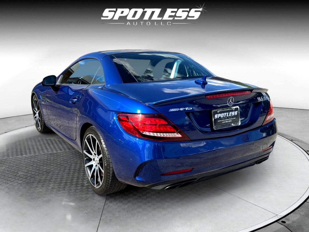 2017 Mercedes Benz SLC AMG 43 photo 4