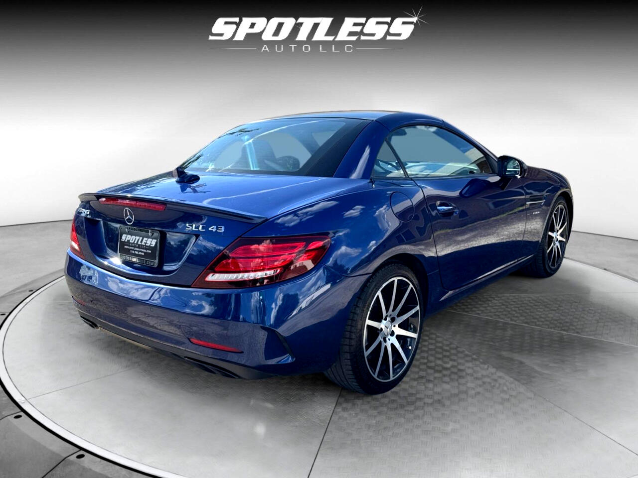 2017 Mercedes Benz SLC AMG 43 photo 6