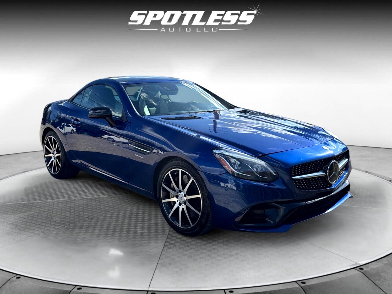2017 Mercedes Benz SLC AMG 43 photo 8