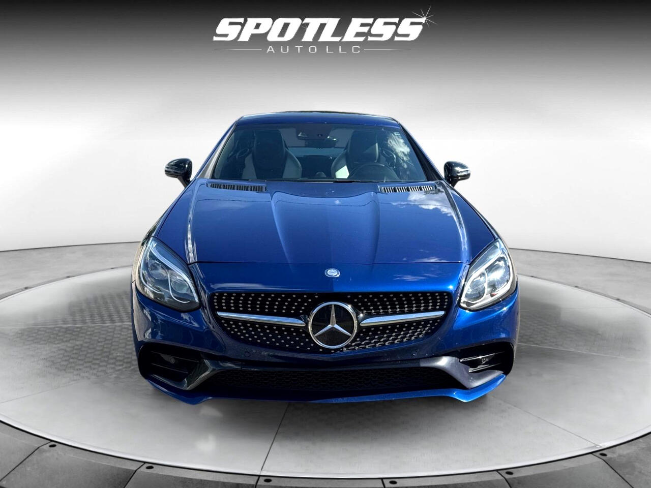 2017 Mercedes Benz SLC AMG 43 photo 9
