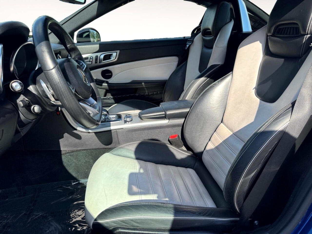 2017 Mercedes Benz SLC AMG 43 photo 18