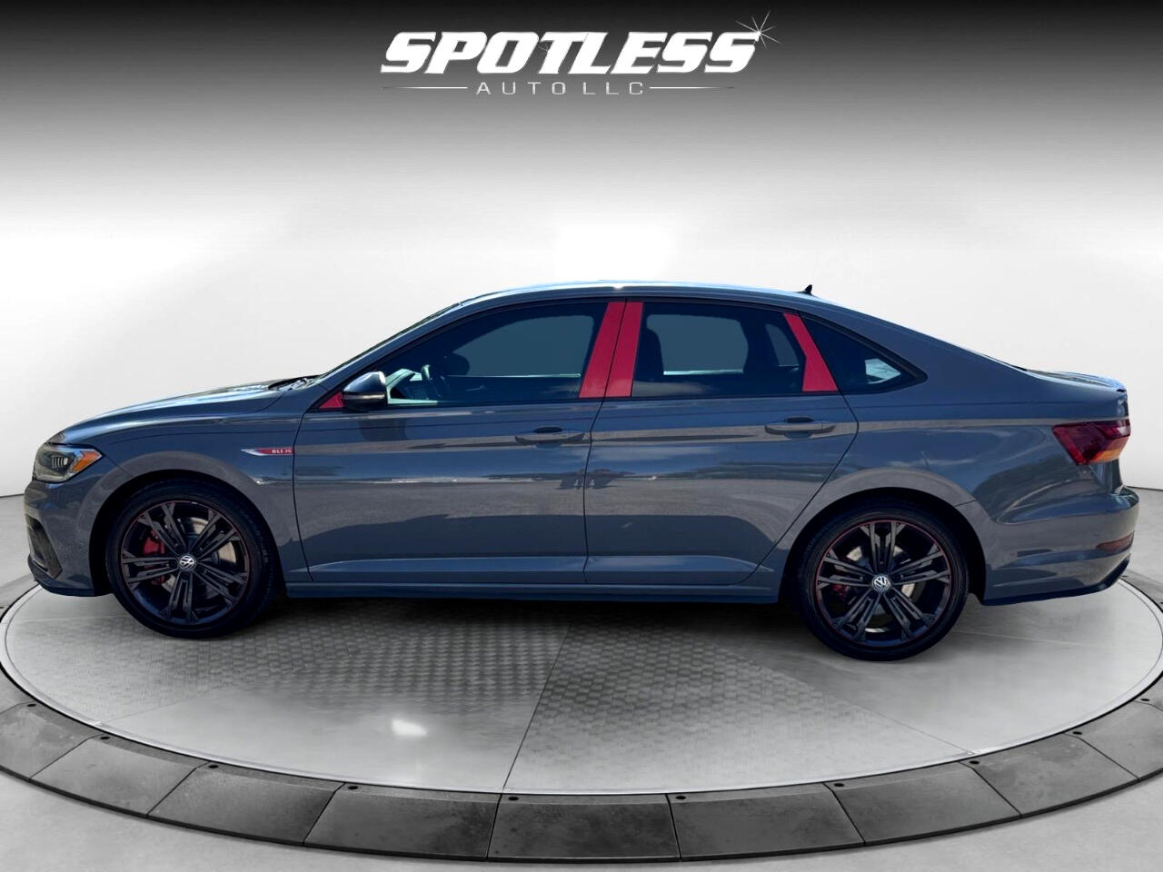 2019 Volkswagen Jetta GLI Anniversary Edition photo 2