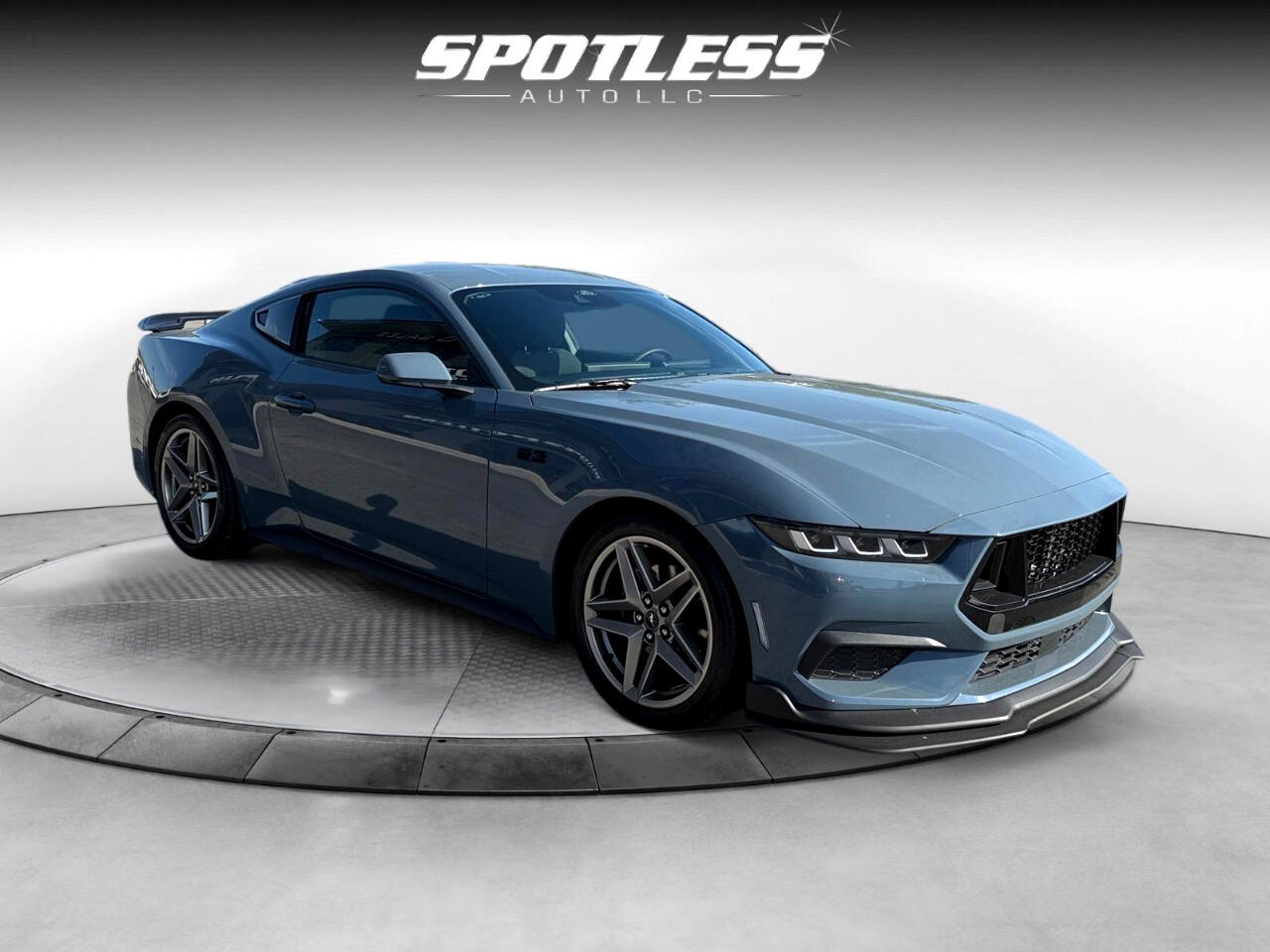 2024 Ford Mustang EcoBoost photo 6