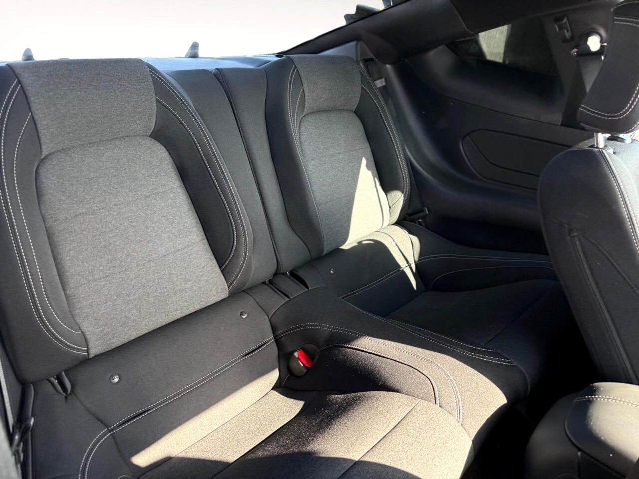 2024 Ford Mustang EcoBoost photo 24