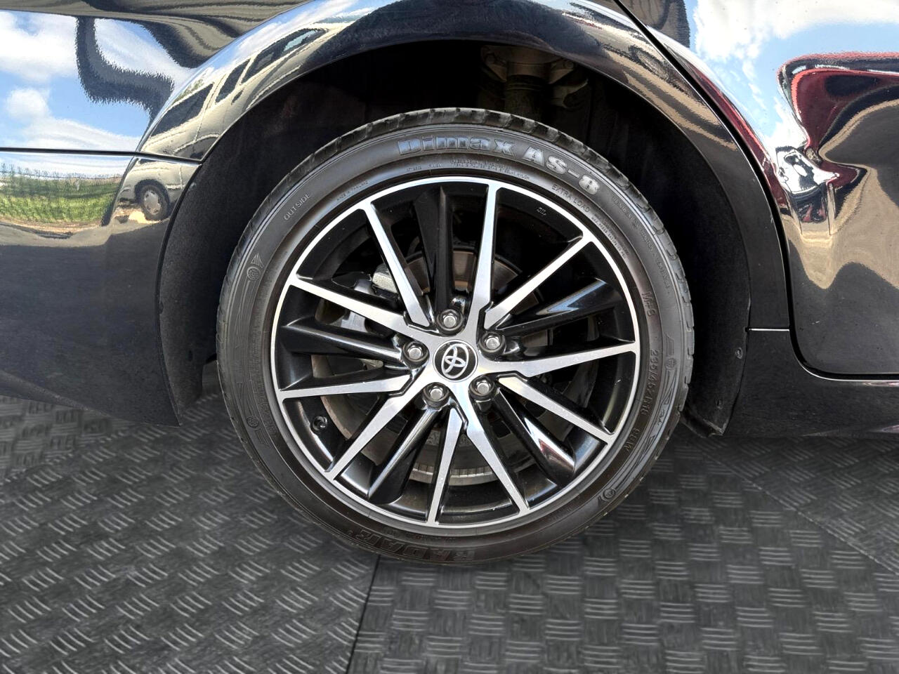 2023 Toyota Camry SE photo 11