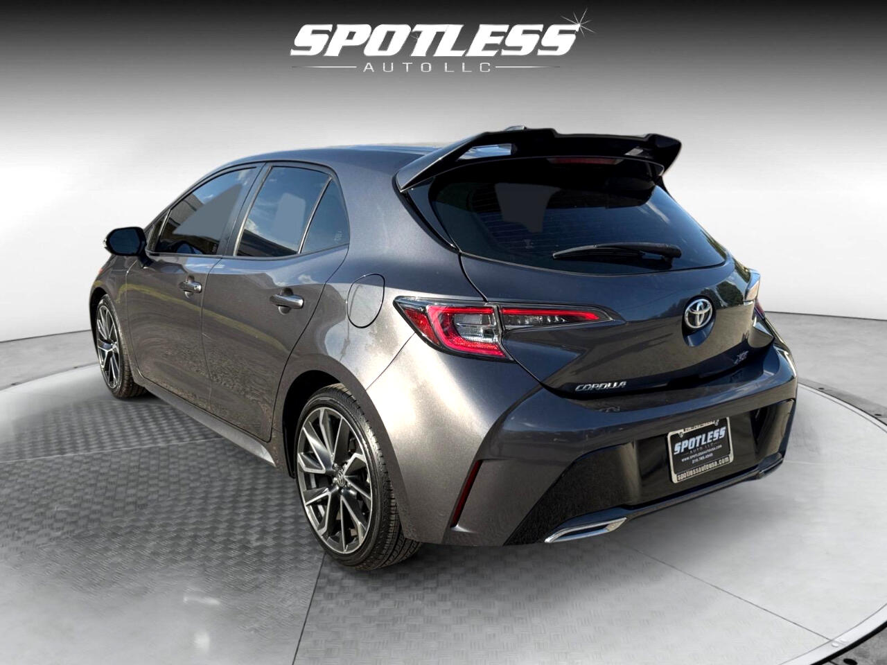 2022 Toyota Corolla XSE photo 3
