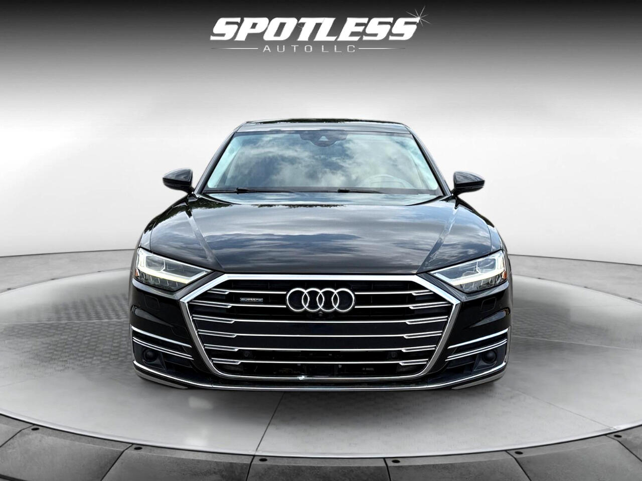 2019 Audi A8 L 3.0 TFSI Quattro photo 4