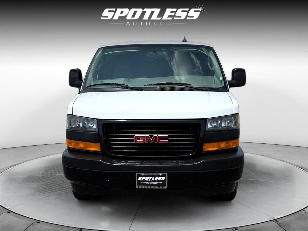 2023 Gmc Savana Cargo photo 4