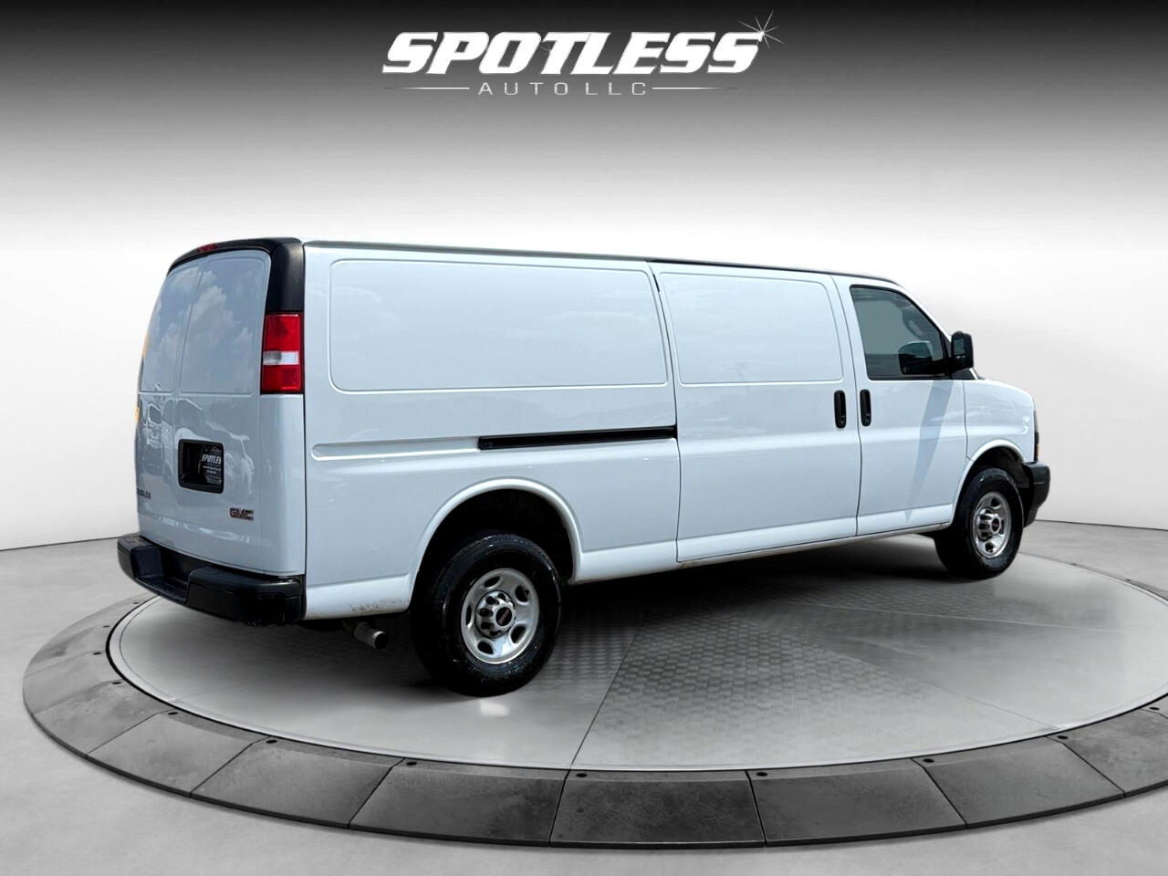 2023 Gmc Savana Cargo photo 8