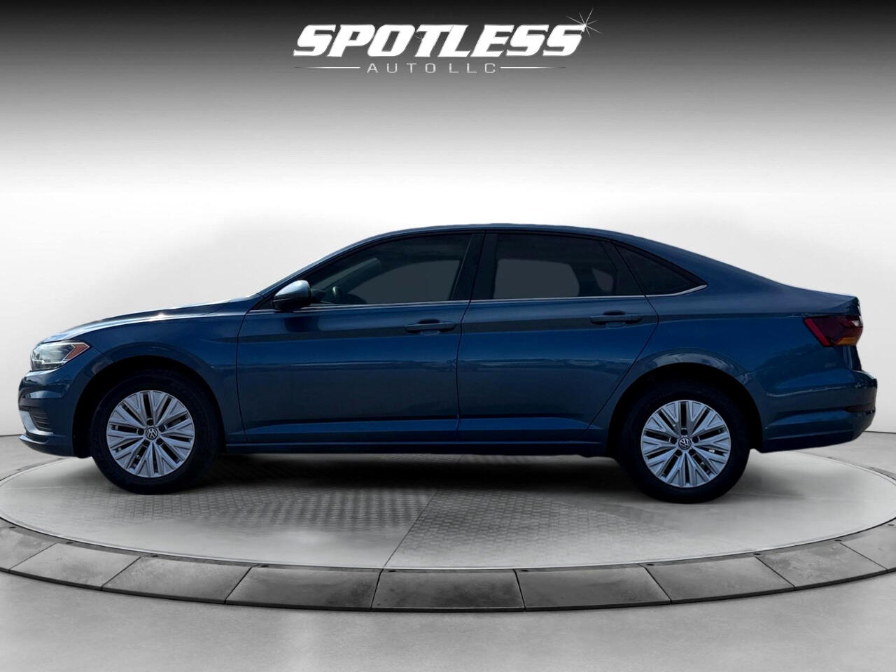 2019 Volkswagen Jetta 1.4T SE photo 2