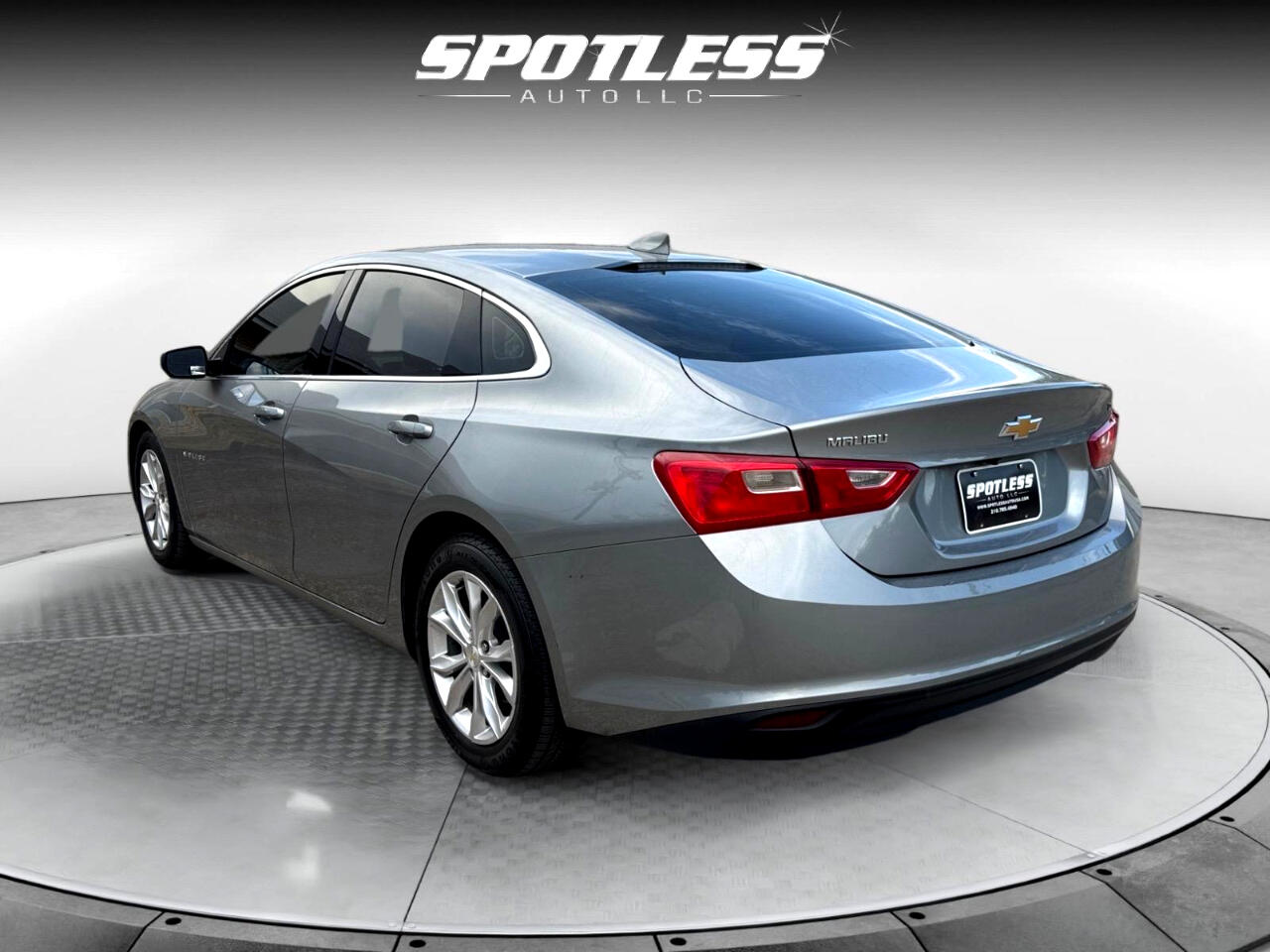 2023 Chevrolet Malibu 1LT photo 3