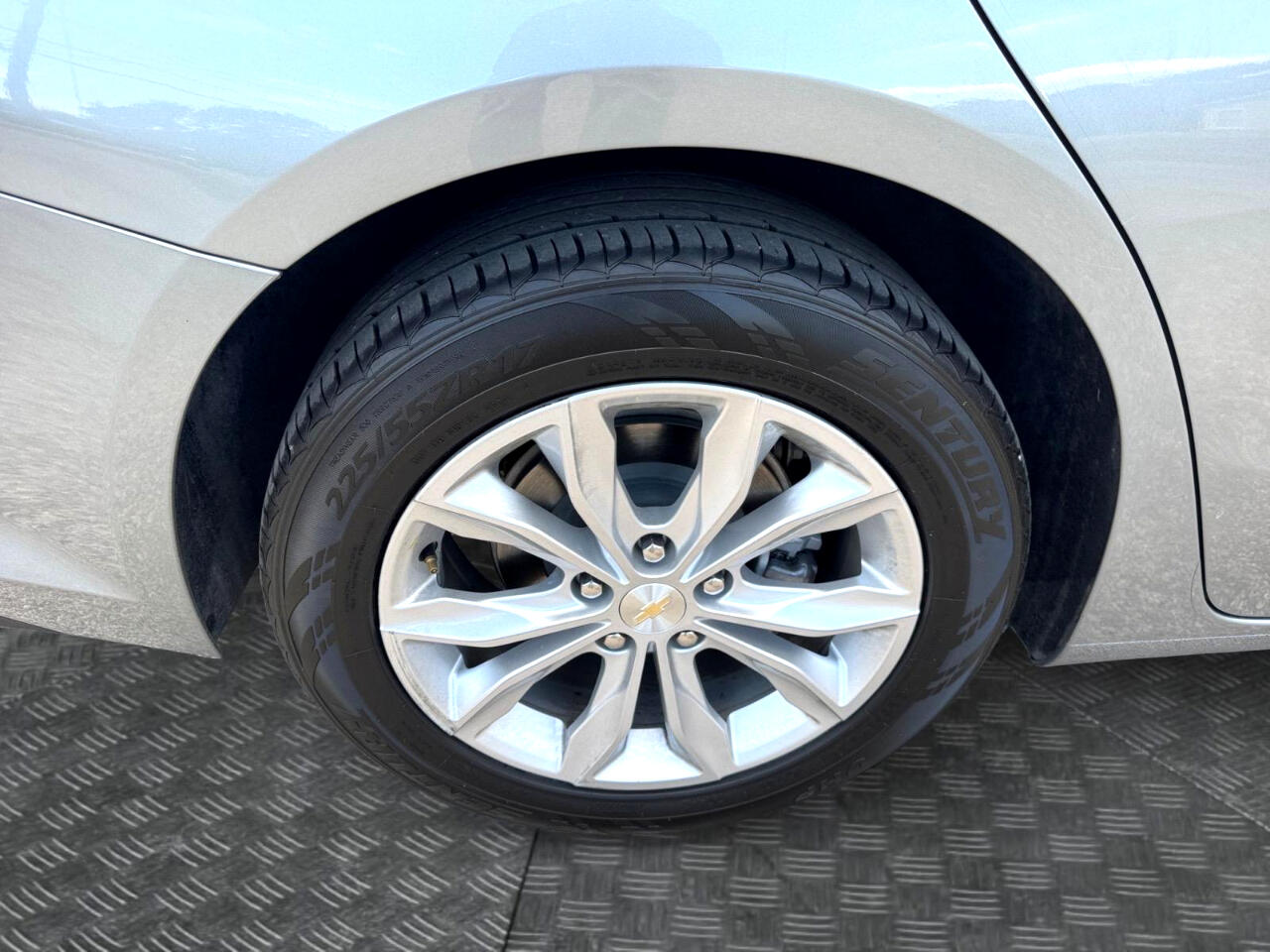 2023 Chevrolet Malibu 1LT photo 11