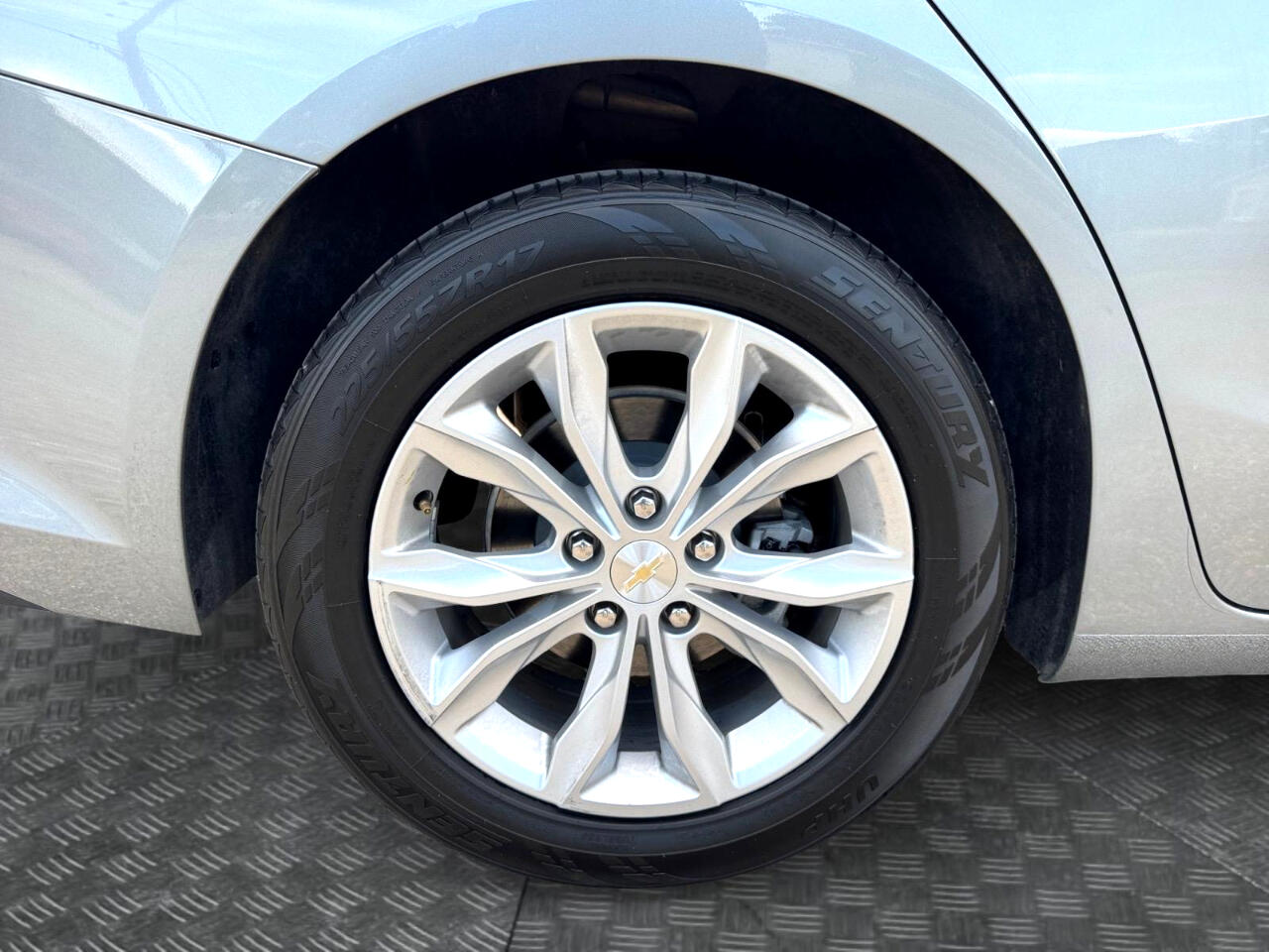 2023 Chevrolet Malibu 1LT photo 12