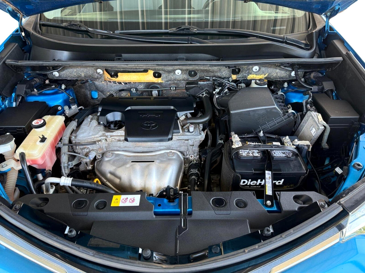 2018 Toyota RAV4 XLE photo 15