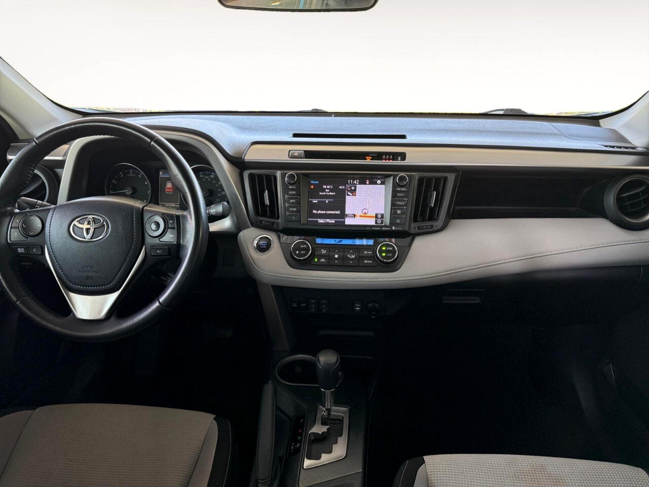 2018 Toyota RAV4 XLE photo 20