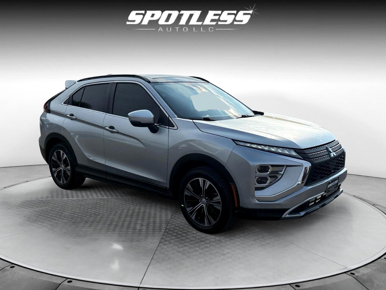 2022 Mitsubishi Eclipse Cross SE photo 10