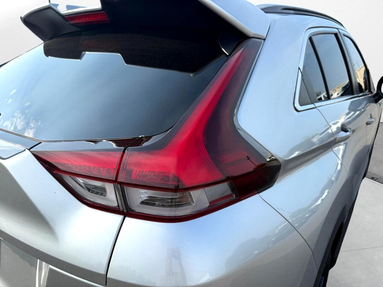 2022 Mitsubishi Eclipse Cross SE photo 11
