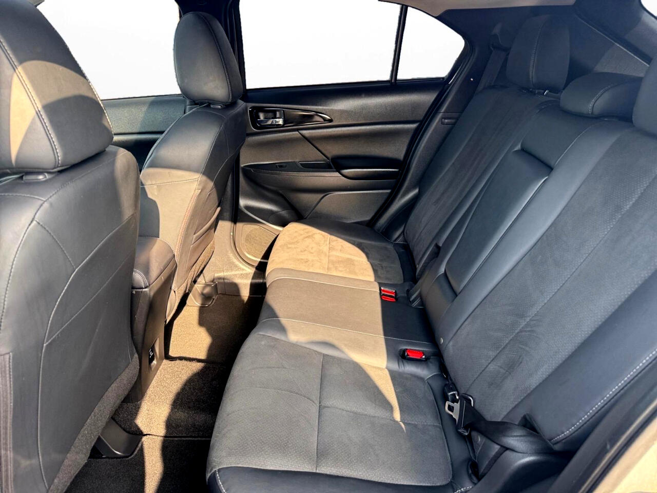 2022 Mitsubishi Eclipse Cross SE photo 22