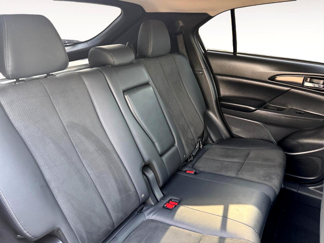 2022 Mitsubishi Eclipse Cross SE photo 24