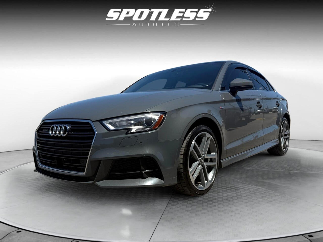 2018 Audi A3 2.0T Premium Plus Quattro S line photo 9