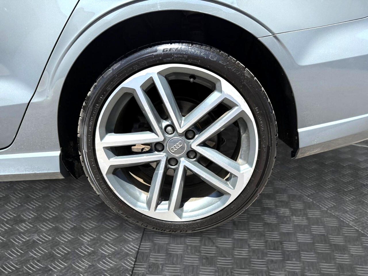 2018 Audi A3 2.0T Premium Plus Quattro S line photo 14