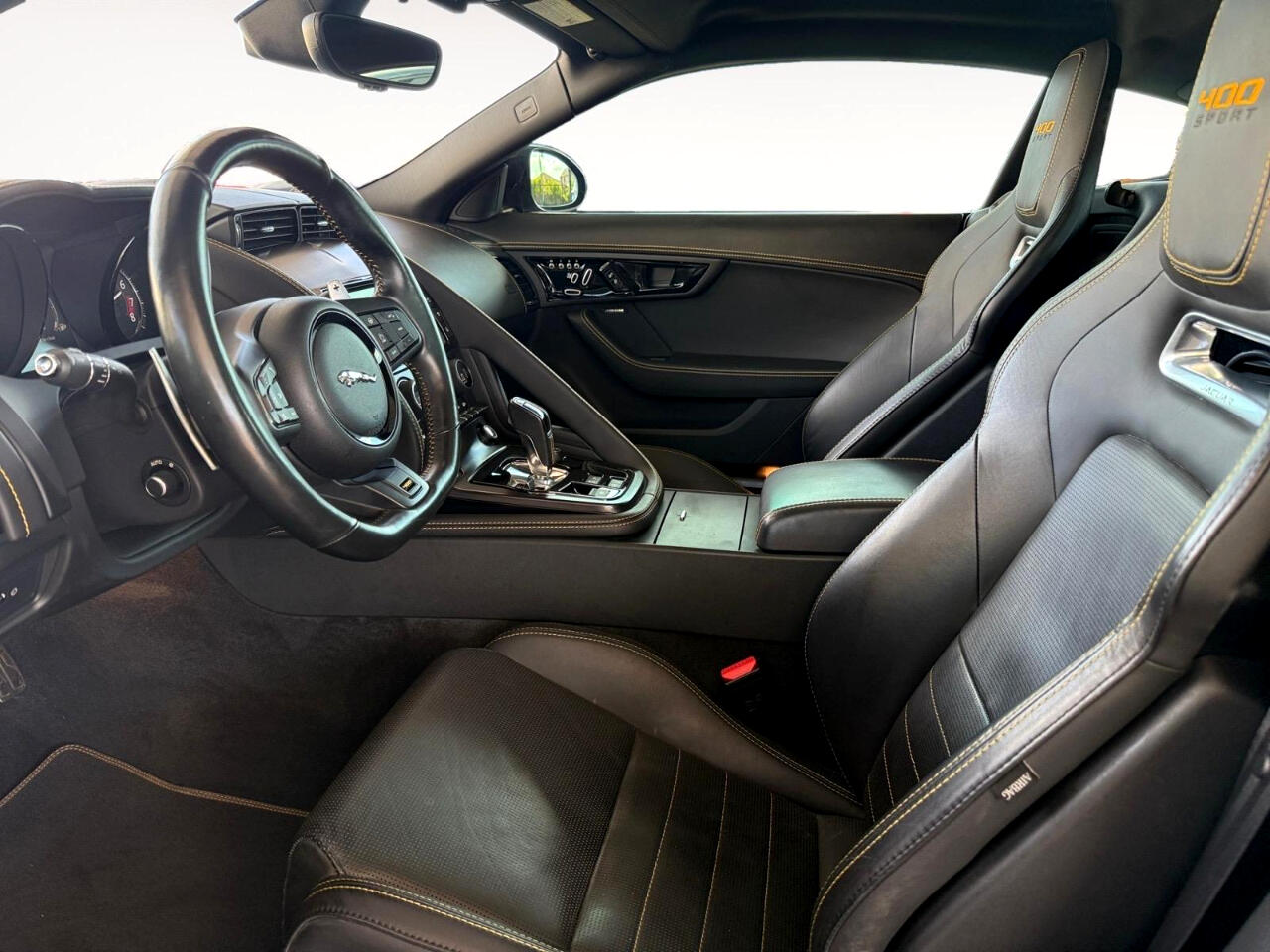 2018 Jaguar F-TYPE 400 Sport photo 16