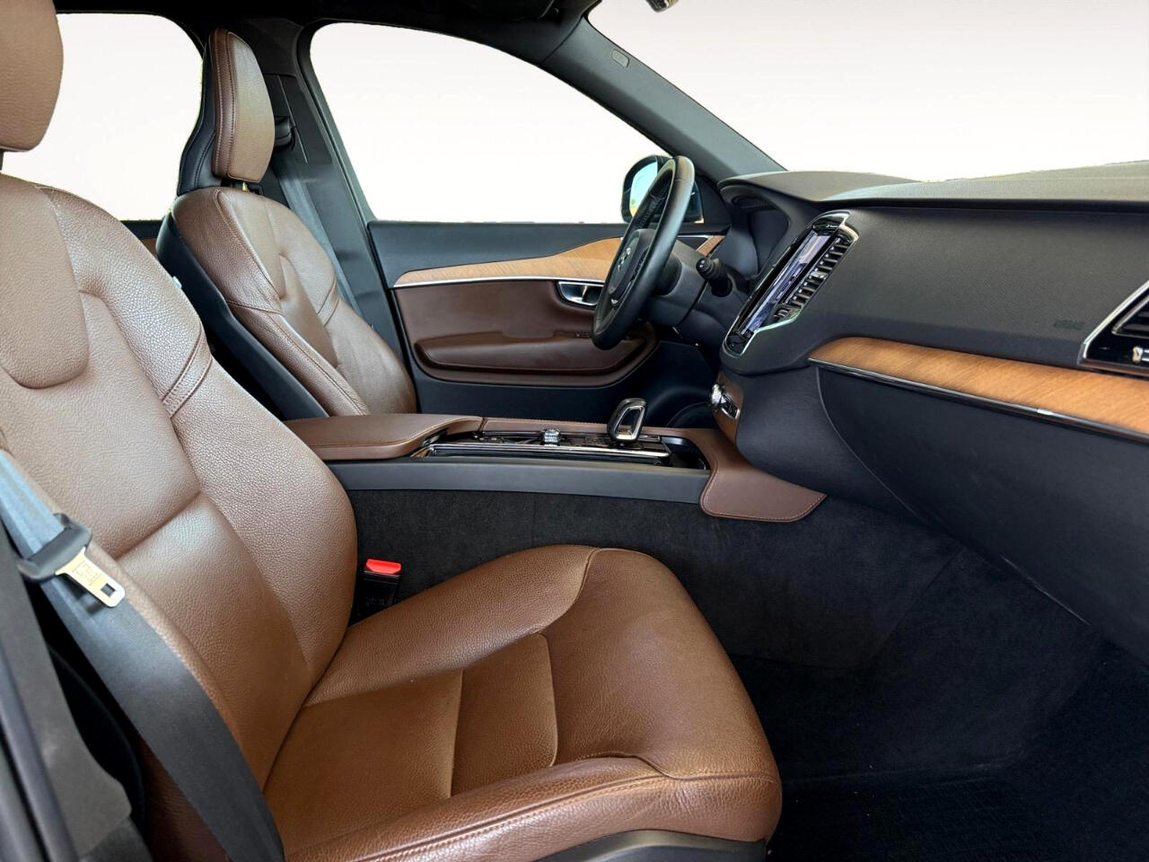 2023 Volvo XC90 Plus photo 19