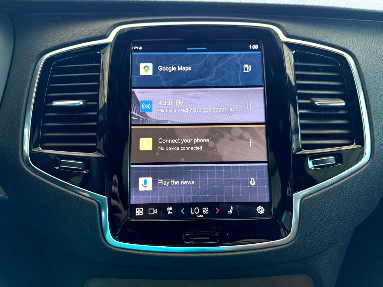 2023 Volvo XC90 Plus photo 21