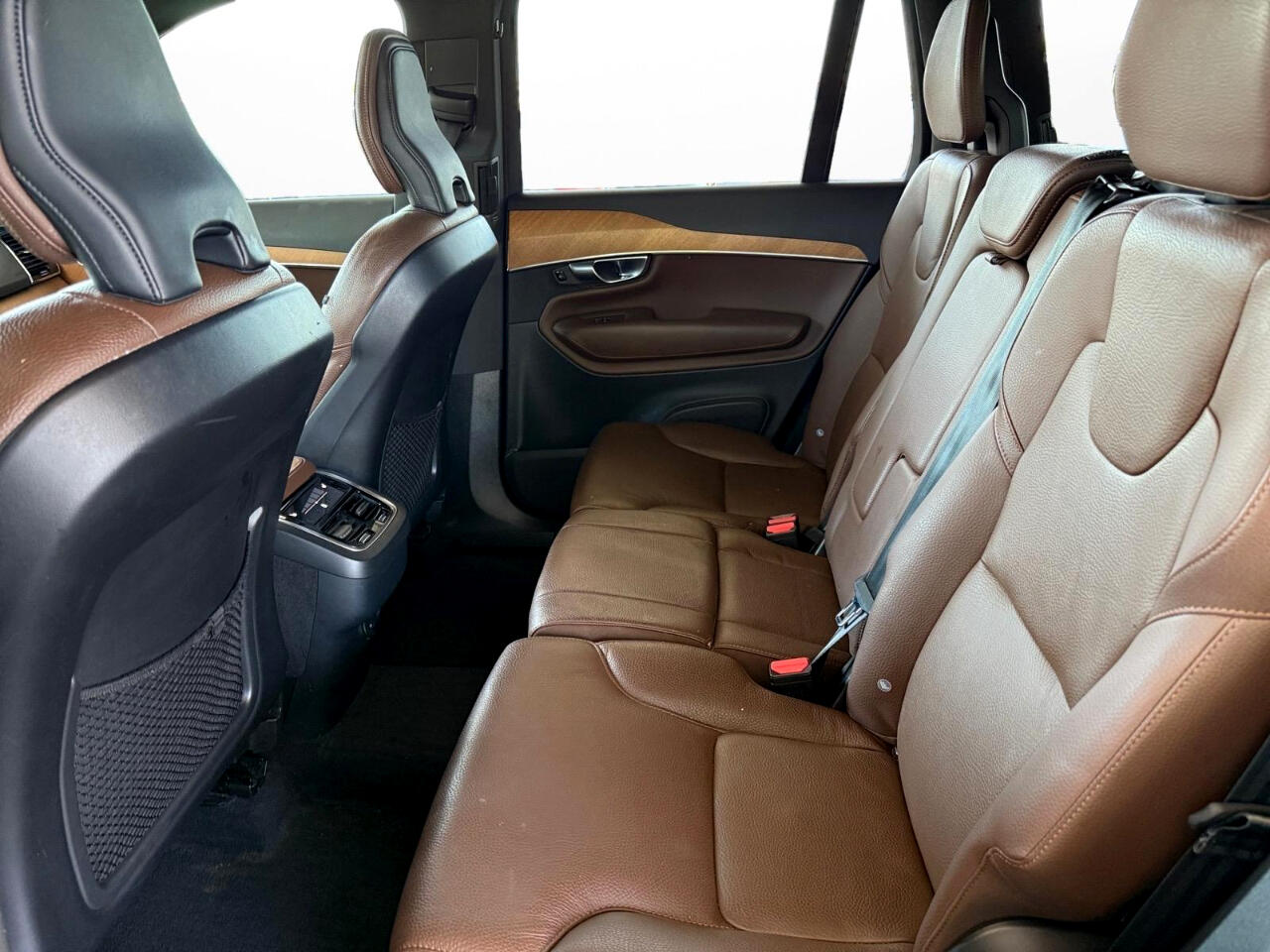 2023 Volvo XC90 Plus photo 24