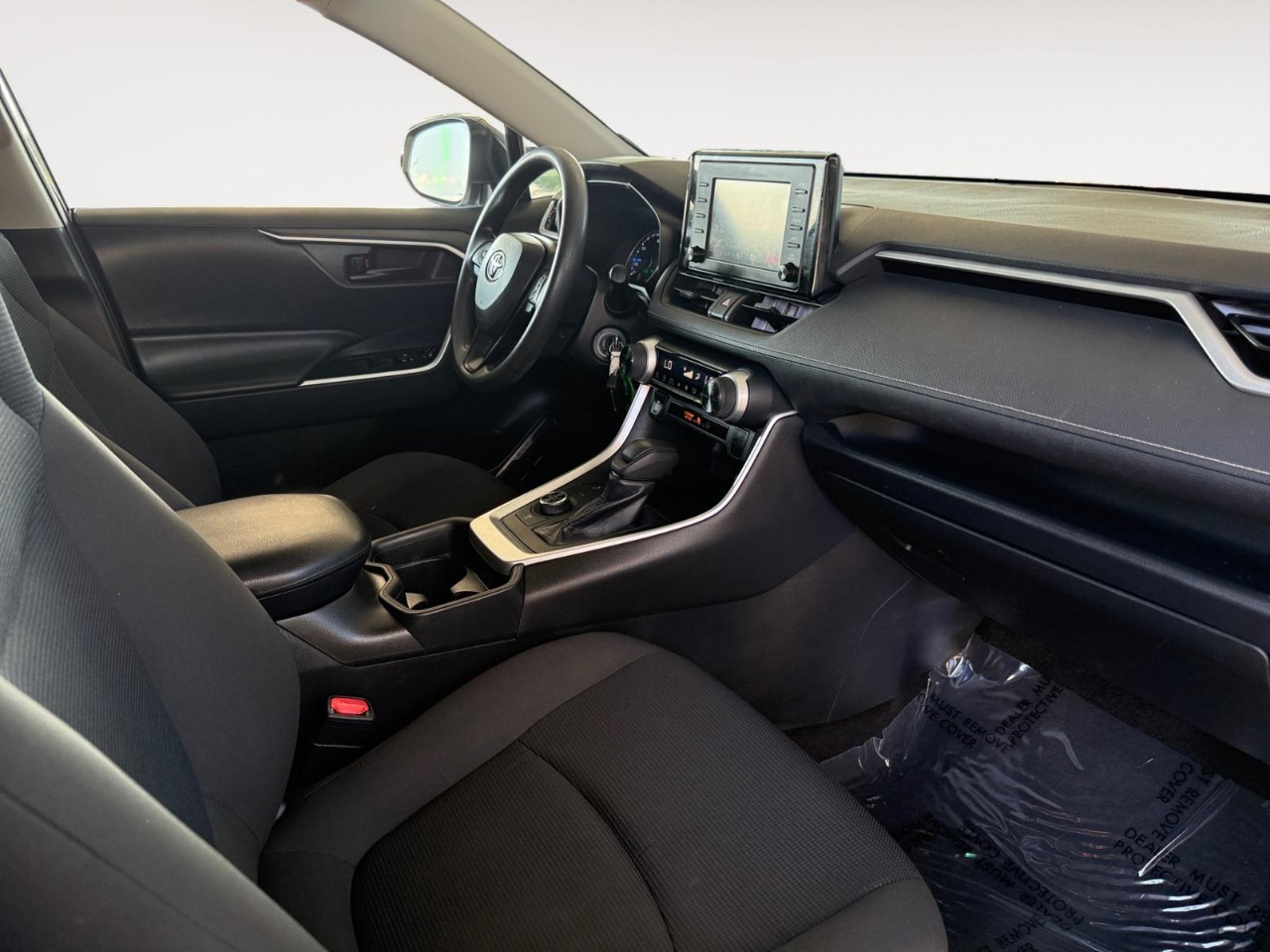 Toyota RAV4 Hybrid LE 2019 Toyota RAV4 Hybrid LE 2019