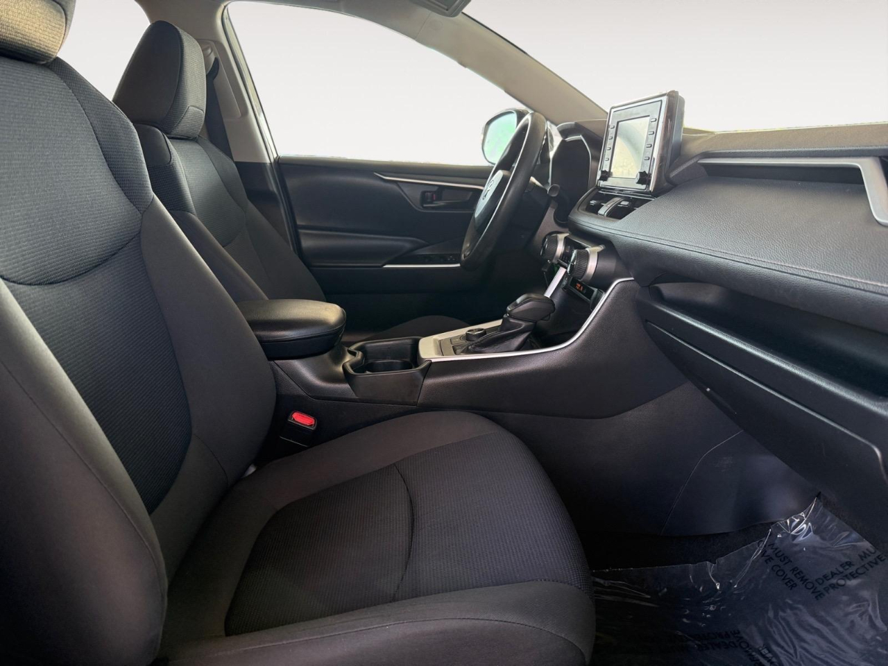 Toyota RAV4 Hybrid LE 2019 Toyota RAV4 Hybrid LE 2019