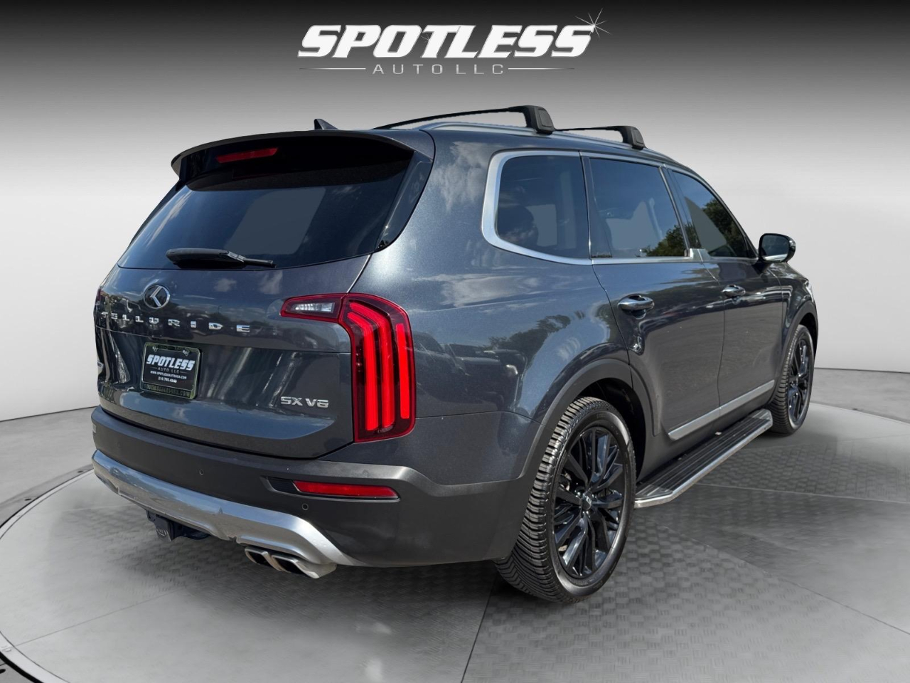 2021 Kia Telluride SX photo 3
