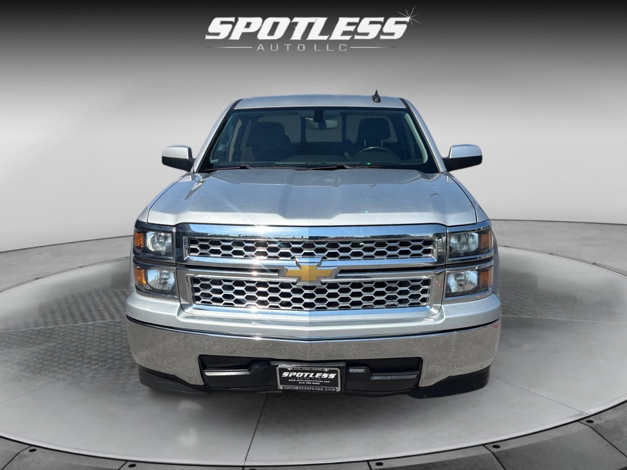 2015 Chevrolet Silverado 1500 LT photo 4