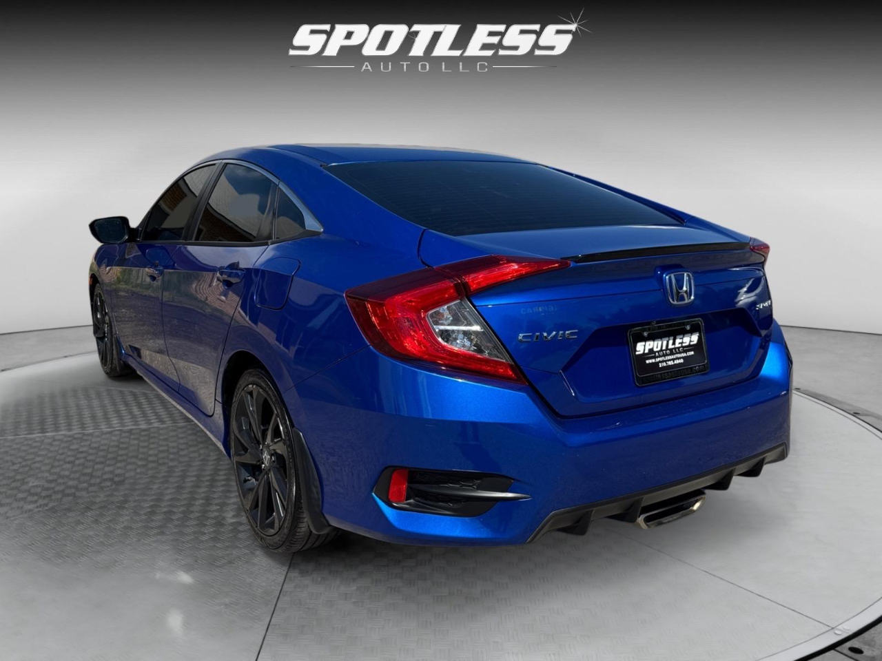2019 Honda Civic Sport photo 3