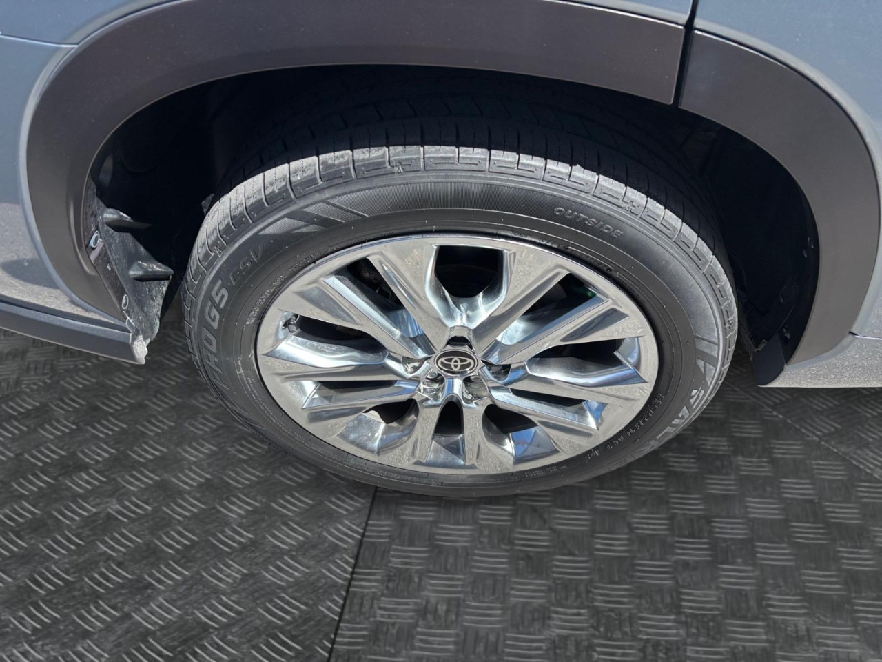 2020 Toyota Highlander Limited photo 13