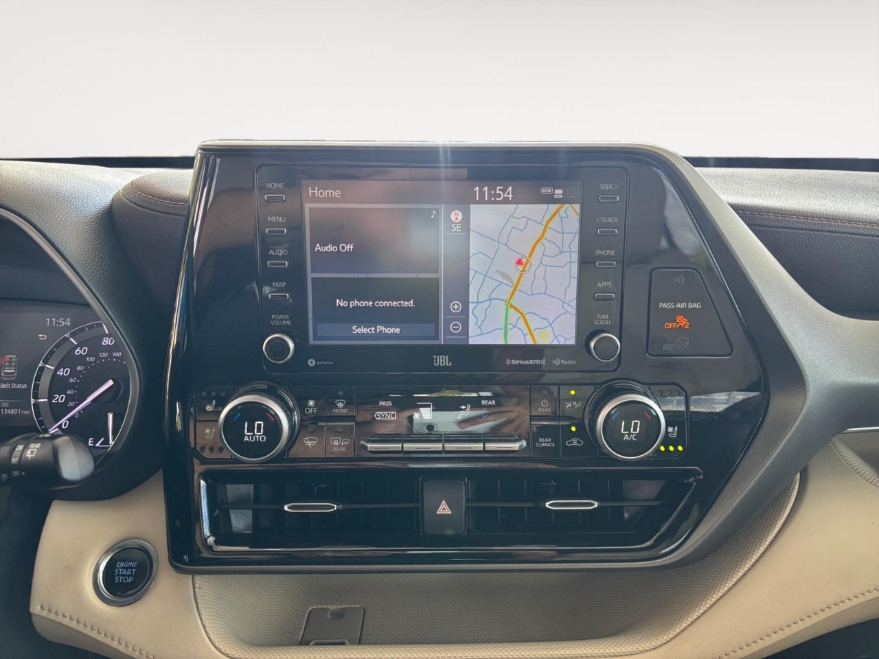 2020 Toyota Highlander Limited photo 20