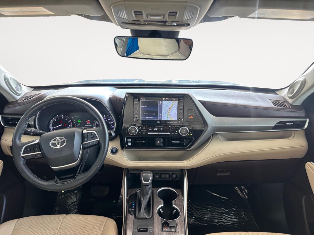 2020 Toyota Highlander Limited photo 22